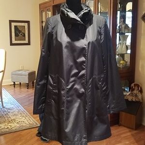 Portrait Raincoat
